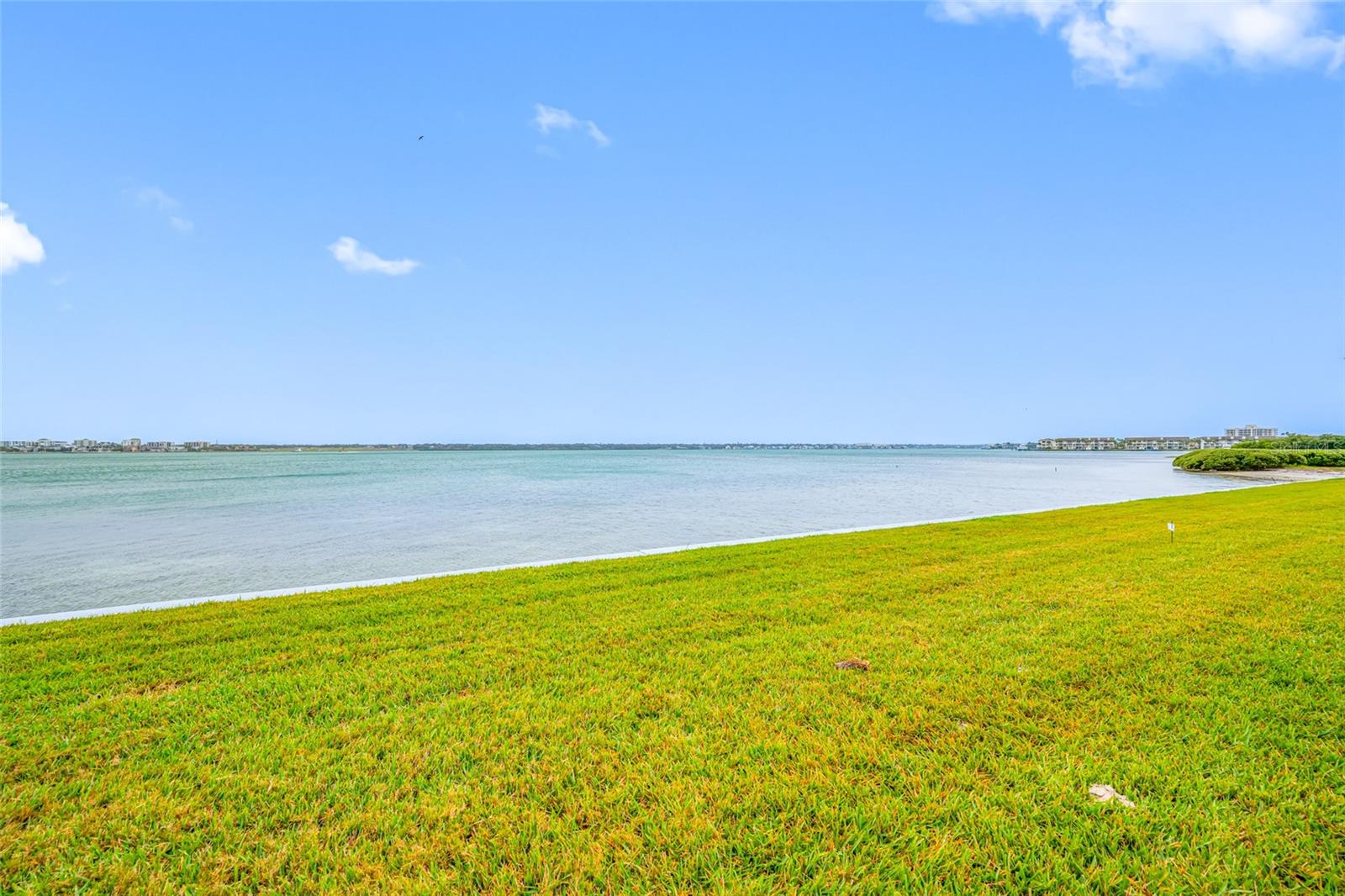 SAND KEY CONDO-BAYSIDE GARDENS I - Residential