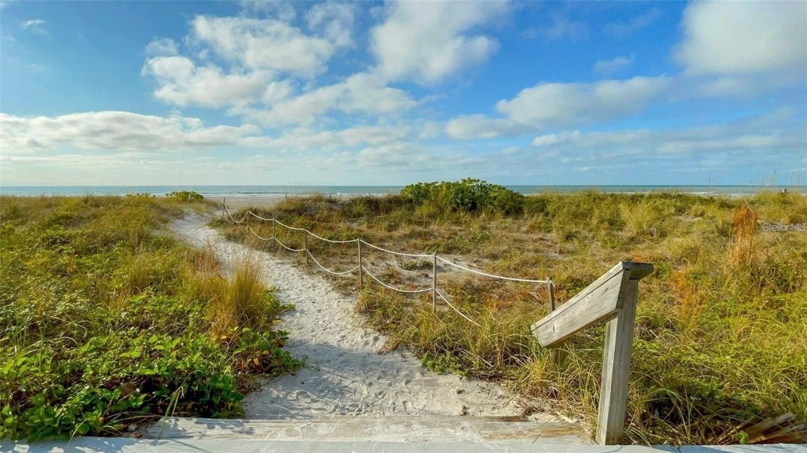 SAND KEY CONDO-BAYSIDE GARDENS I - Residential