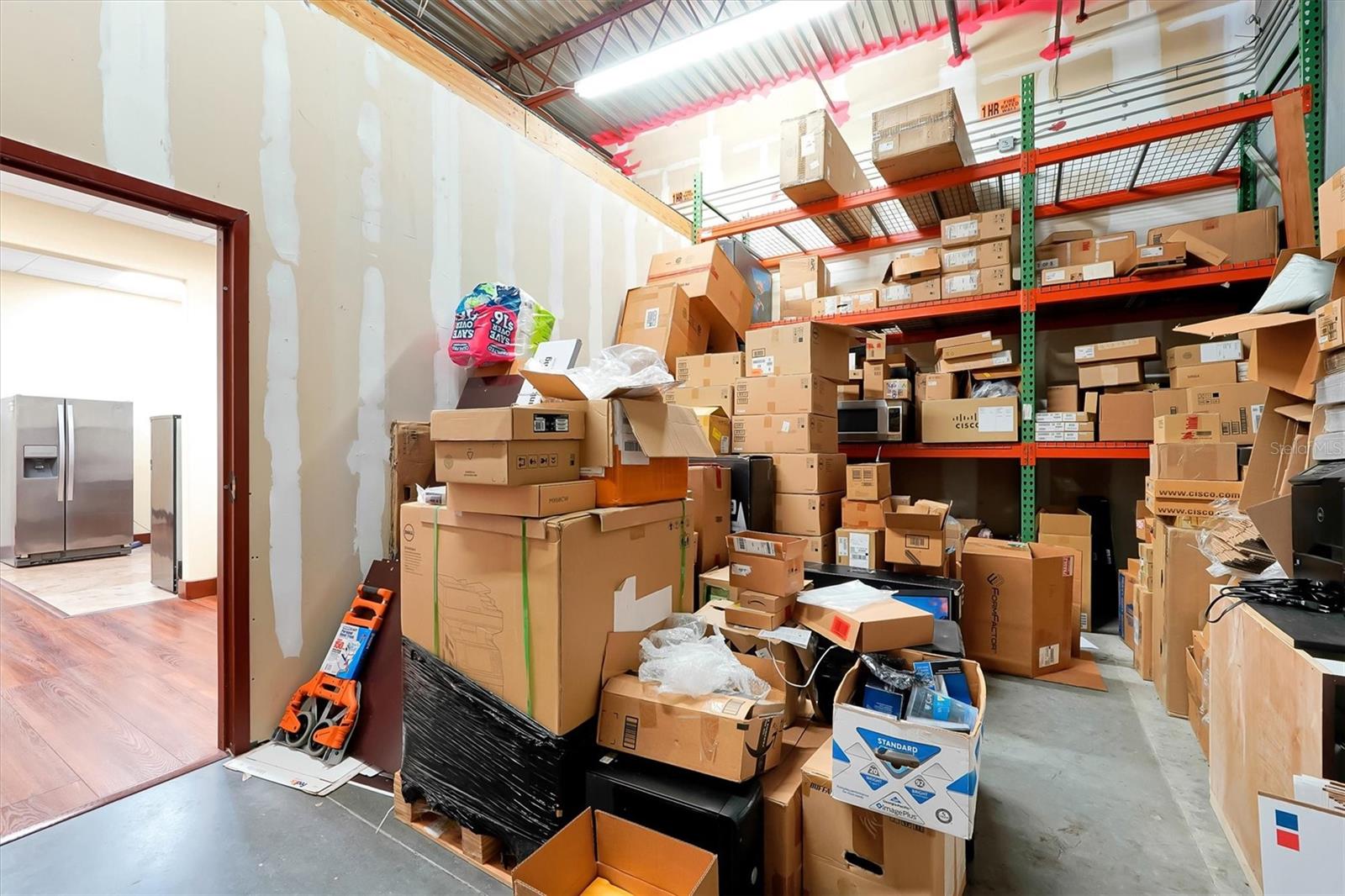 O S P SERVICE CENTER - Commercial Sale