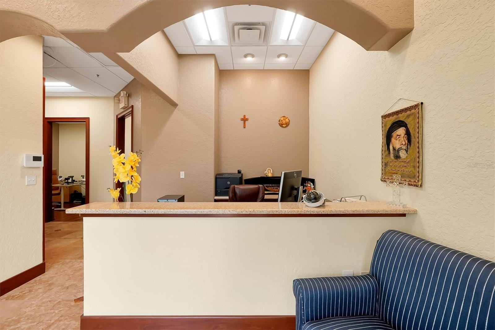 O S P SERVICE CENTER - Commercial Sale