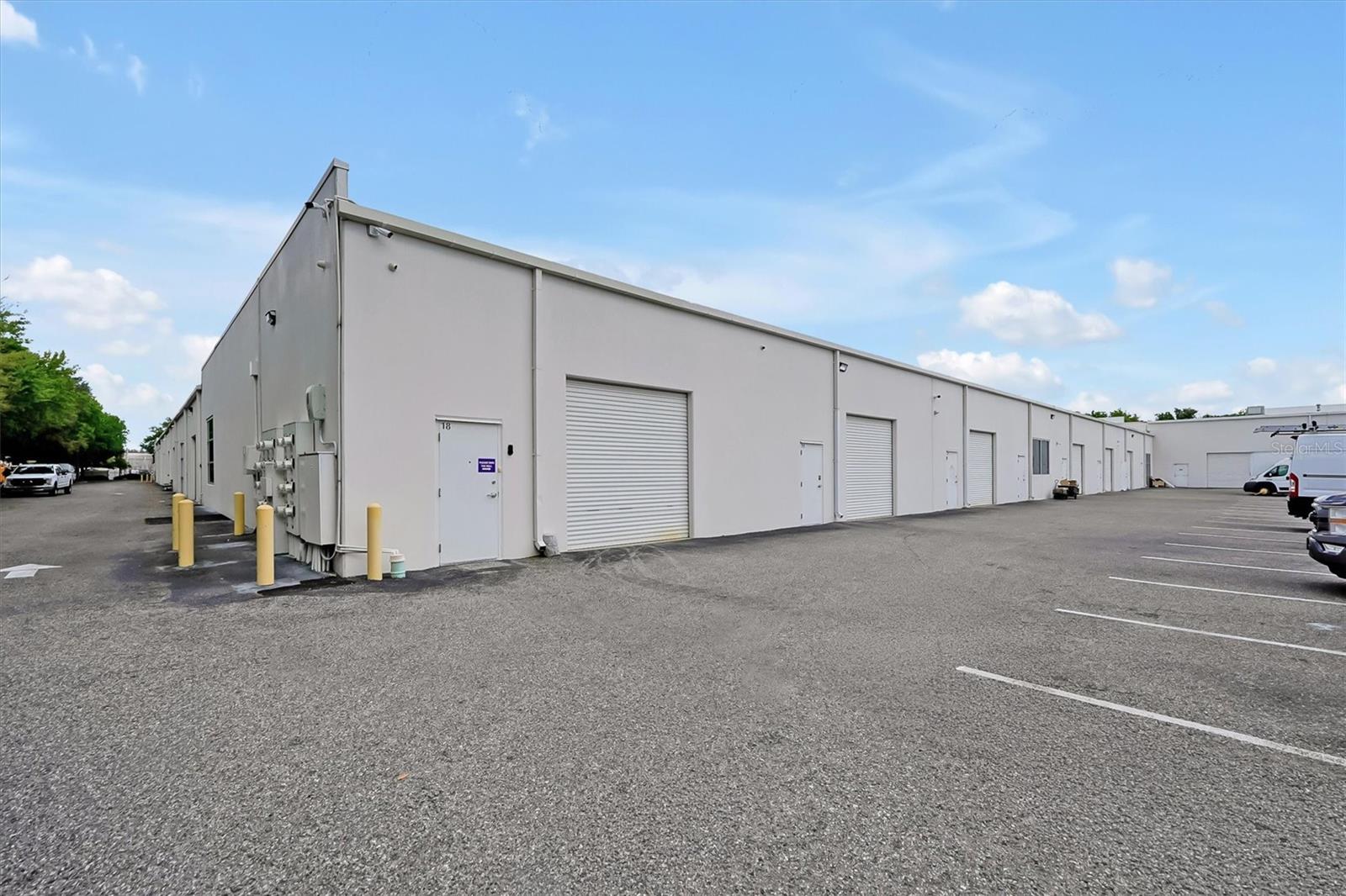 O S P SERVICE CENTER - Commercial Sale