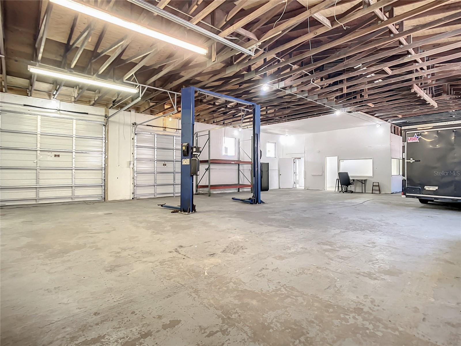 KINGSTON - Commercial Lease