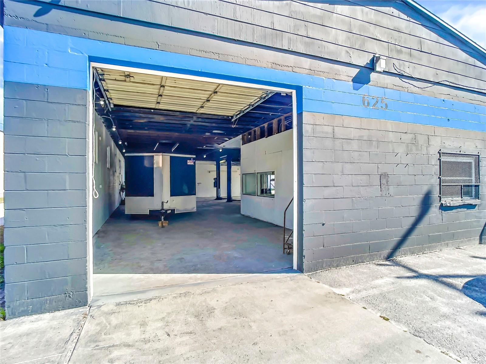 KINGSTON - Commercial Lease