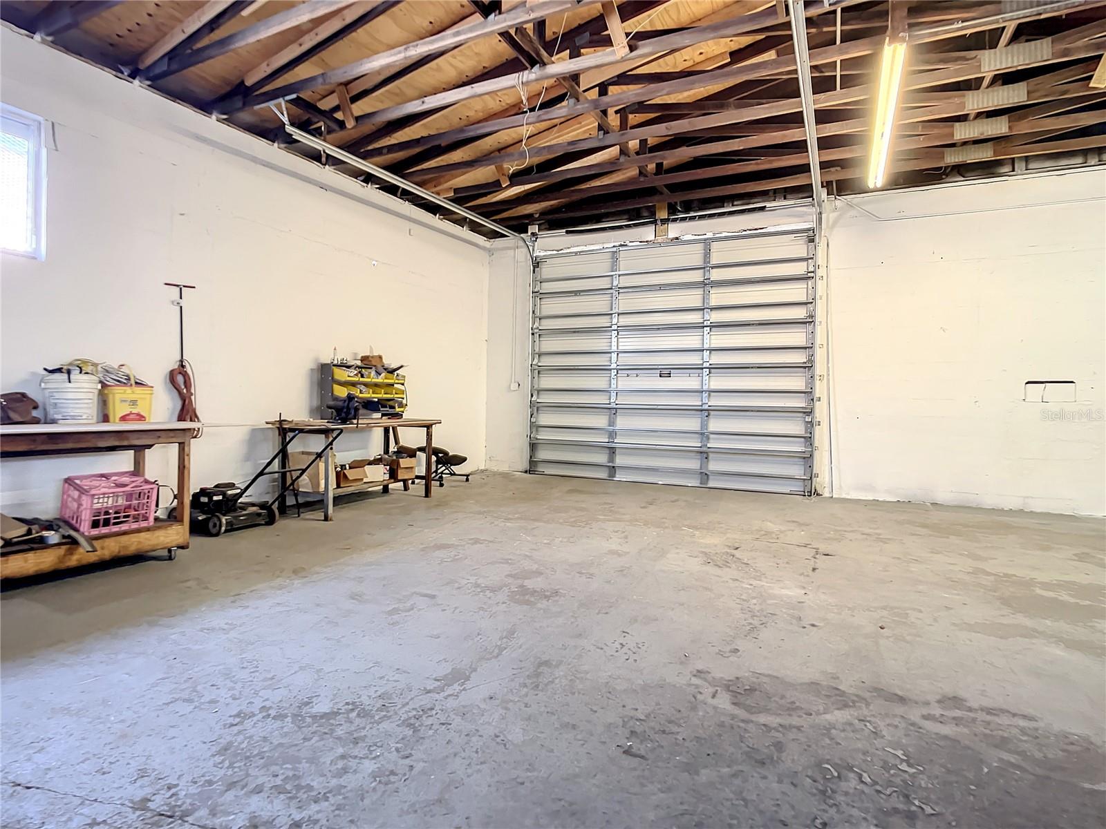 KINGSTON - Commercial Lease