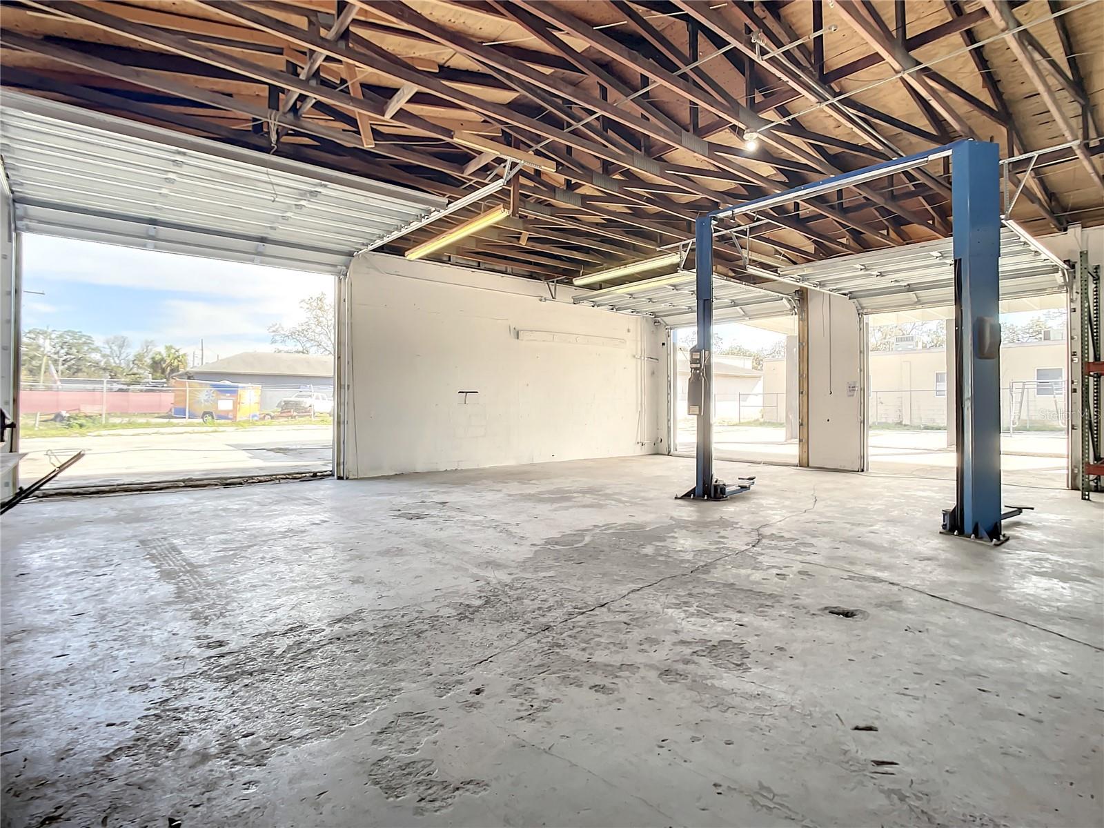 KINGSTON - Commercial Lease