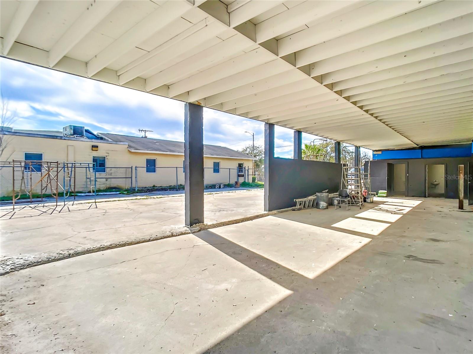 KINGSTON - Commercial Lease