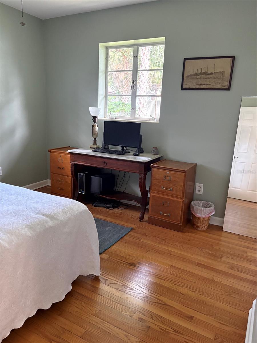 BERKSHIRES SUB DEANBURG - Residential