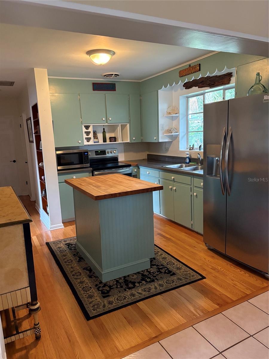 BERKSHIRES SUB DEANBURG - Residential