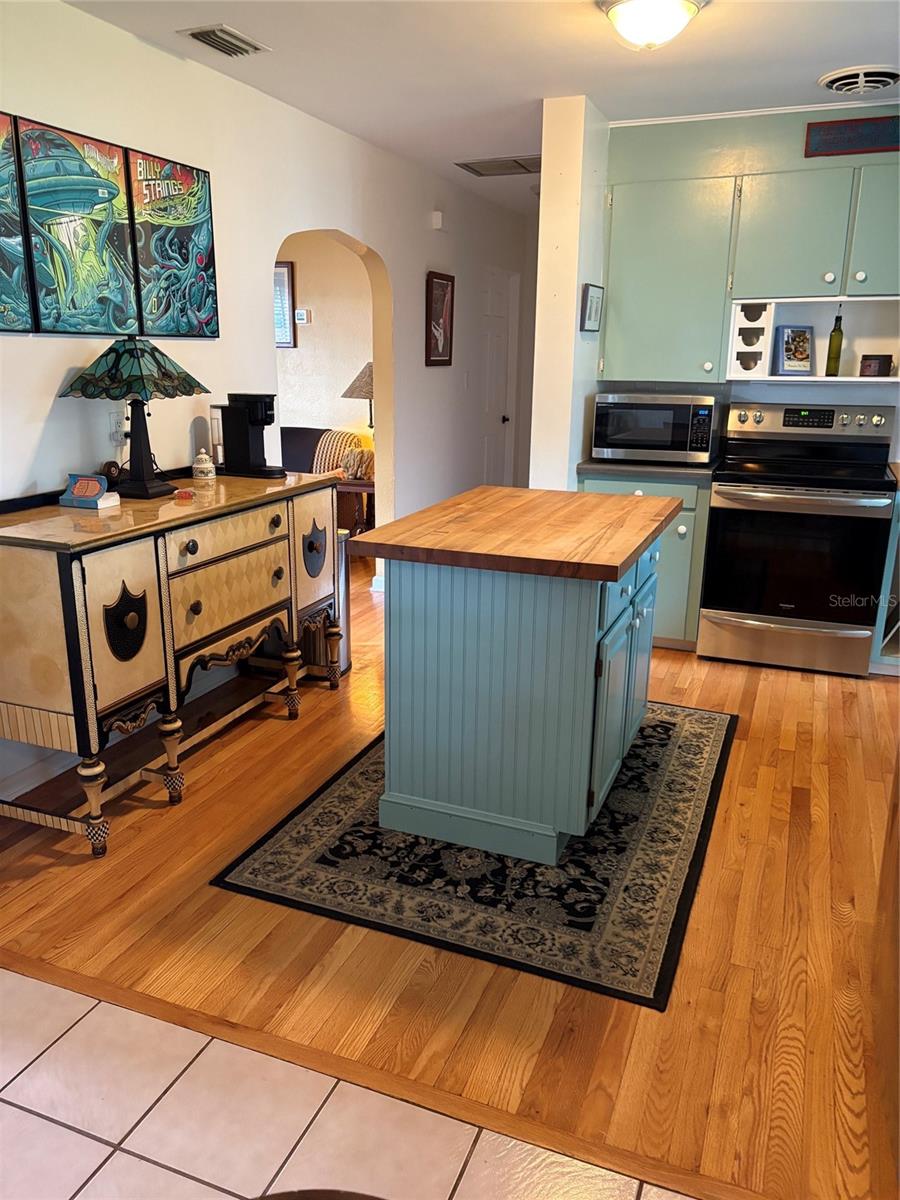 BERKSHIRES SUB DEANBURG - Residential