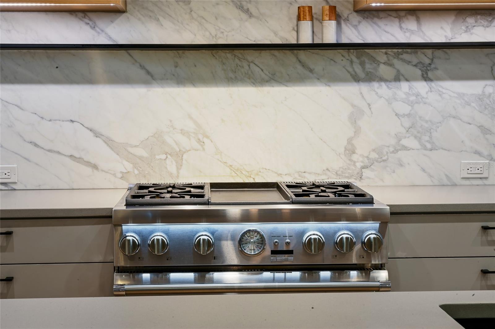 HUDSON BAYOU - Residential