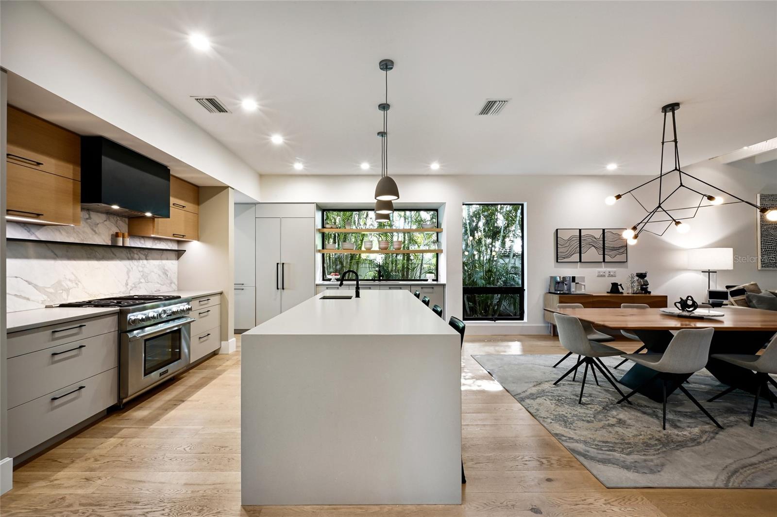 HUDSON BAYOU - Residential