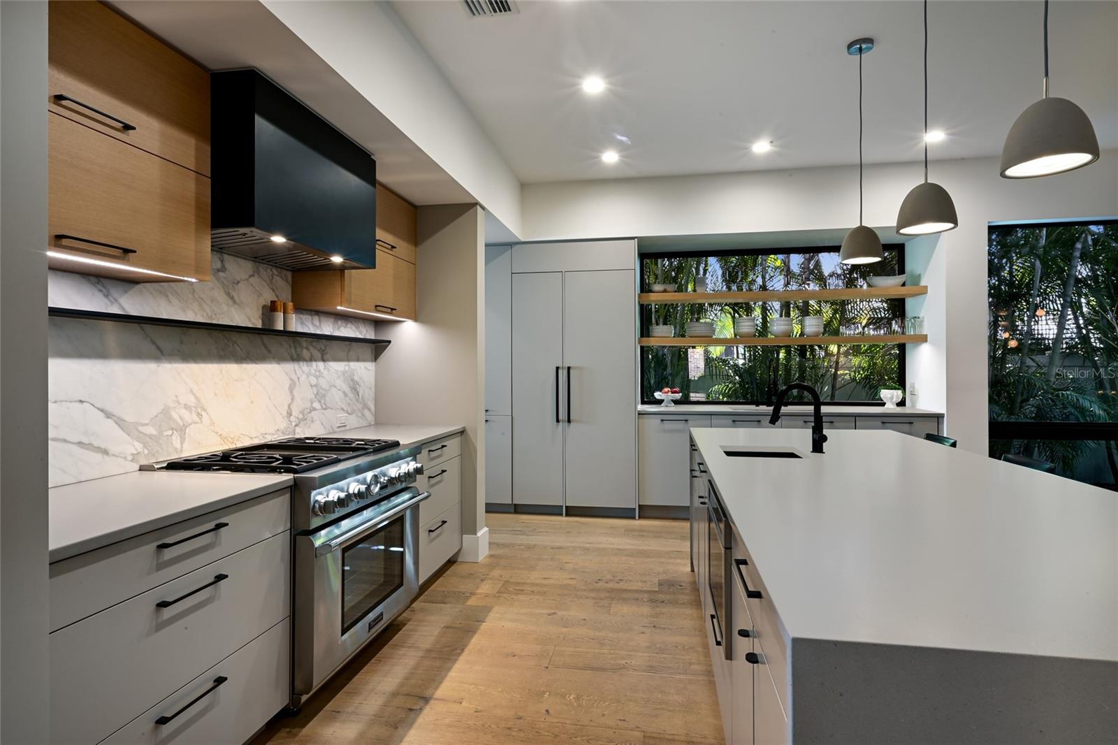 HUDSON BAYOU - Residential