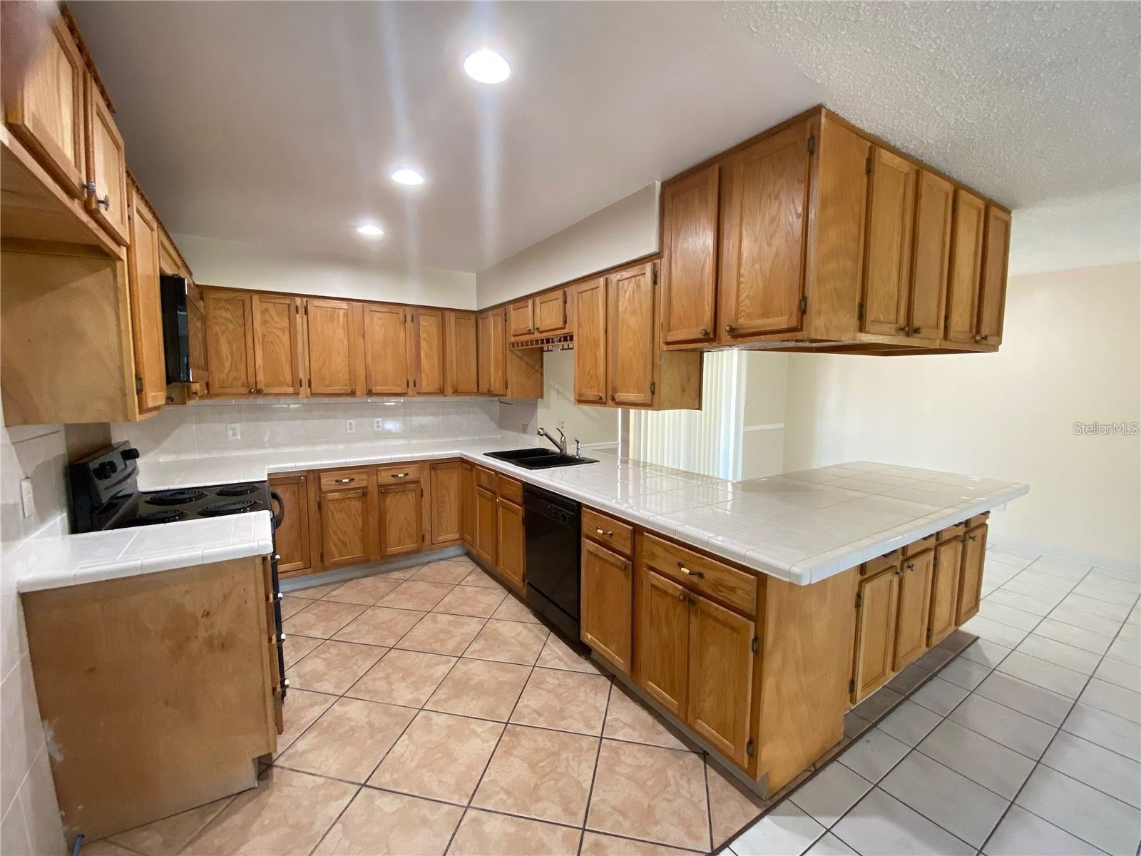 308 S SHADOW BAY DRIVE