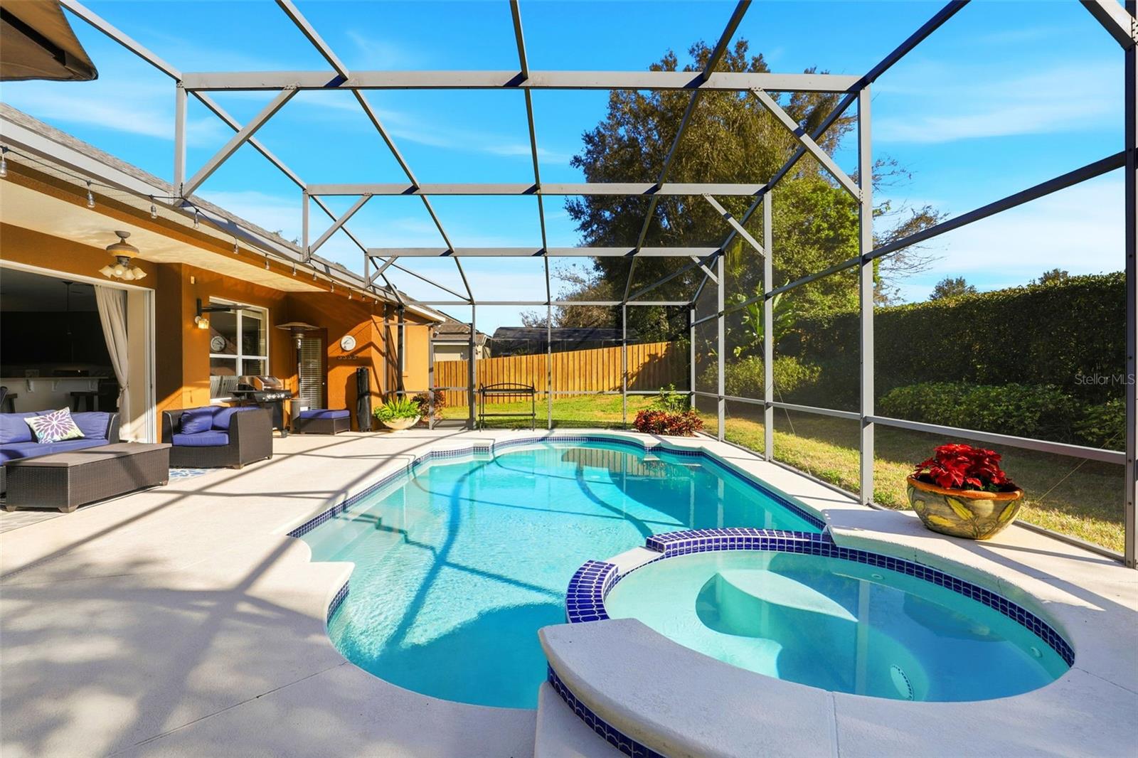 TRADITIONS/WEKIVA - Residential