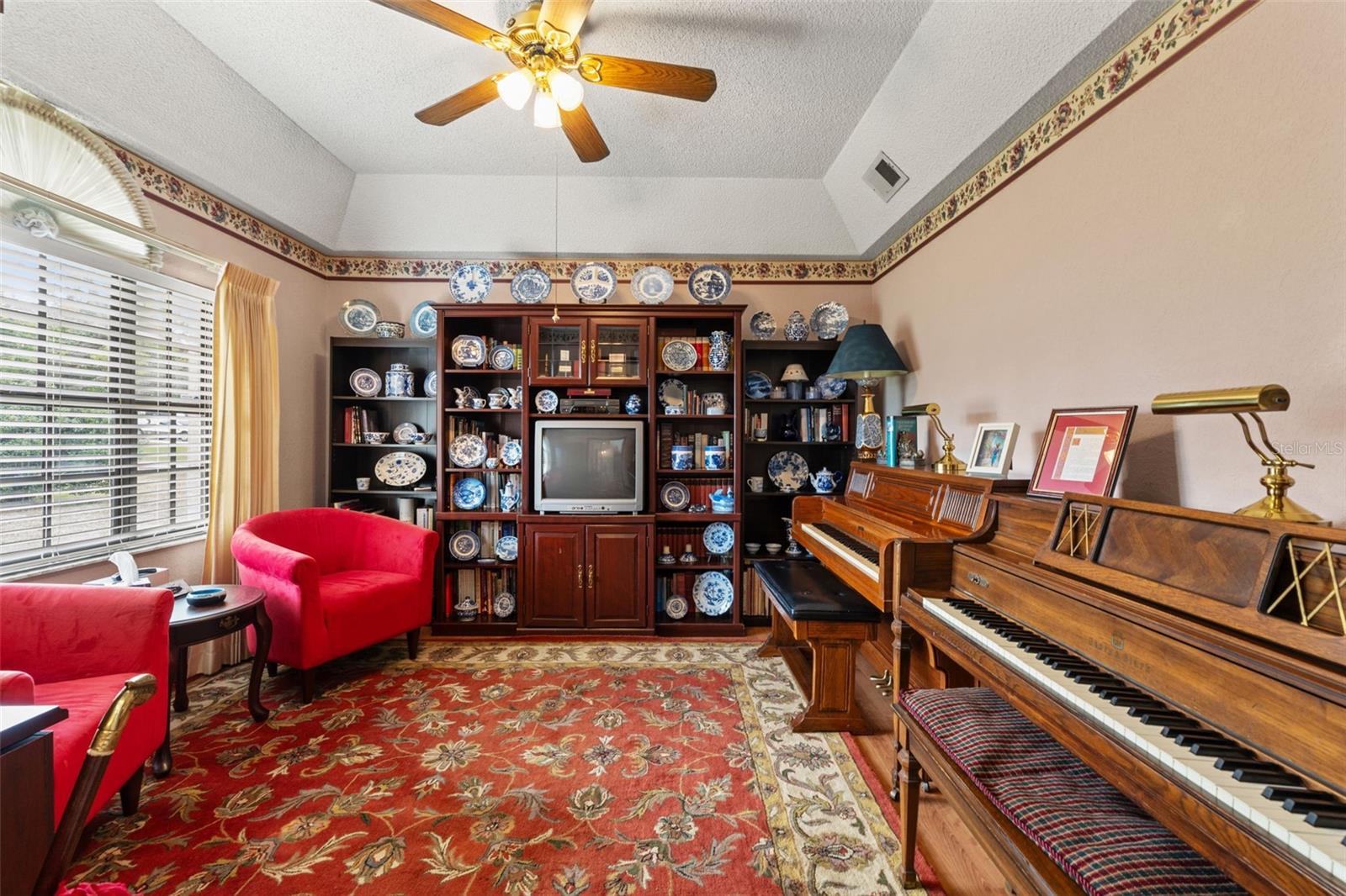 AMBER WOODS PH III - Residential