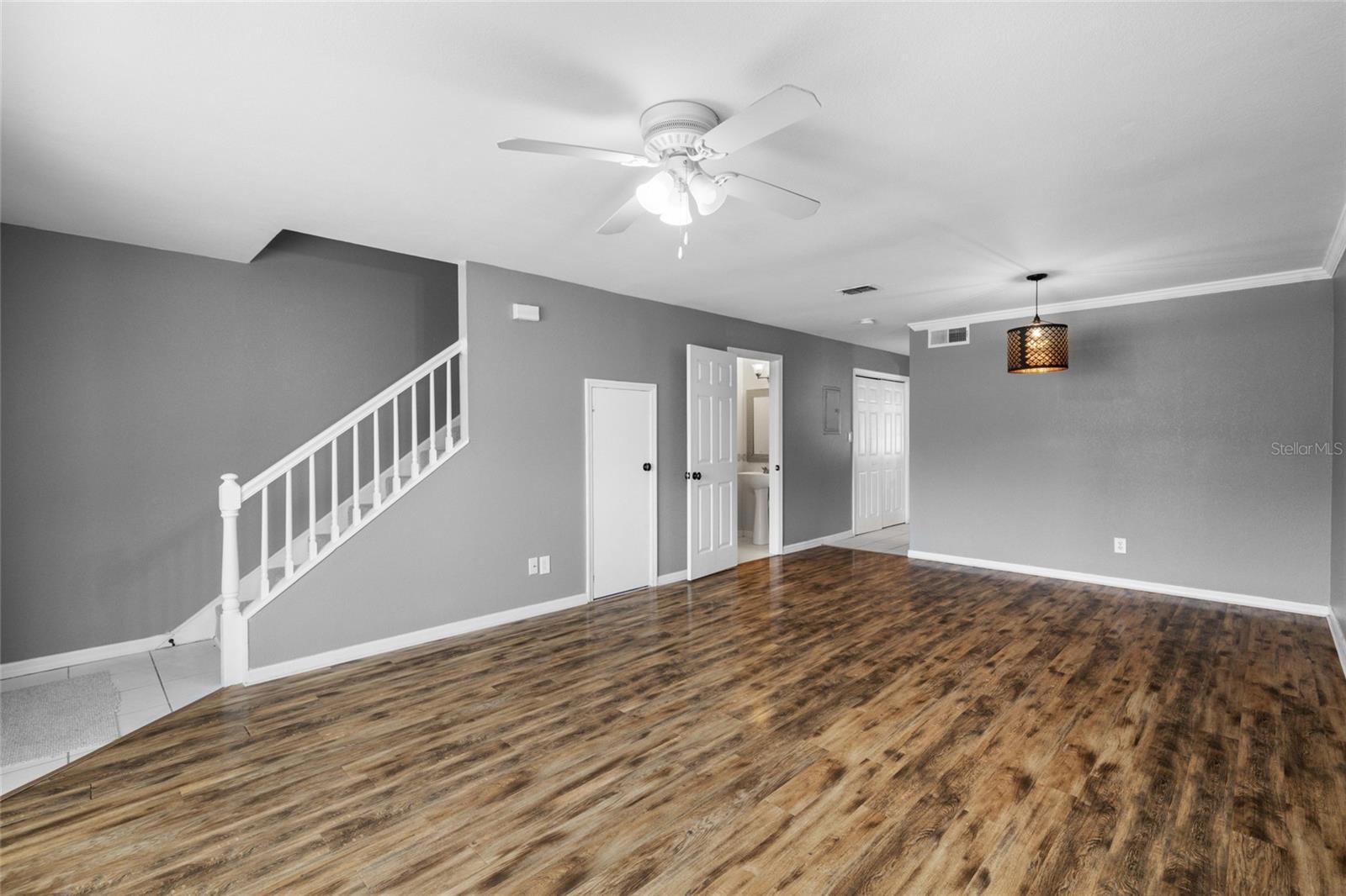 EMBASSY PARK TWNHMS CONDO - Residential