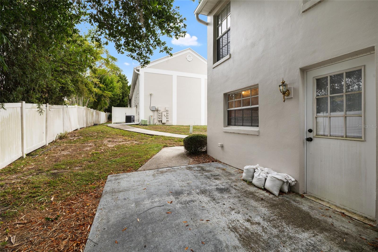 EMBASSY PARK TWNHMS CONDO - Residential