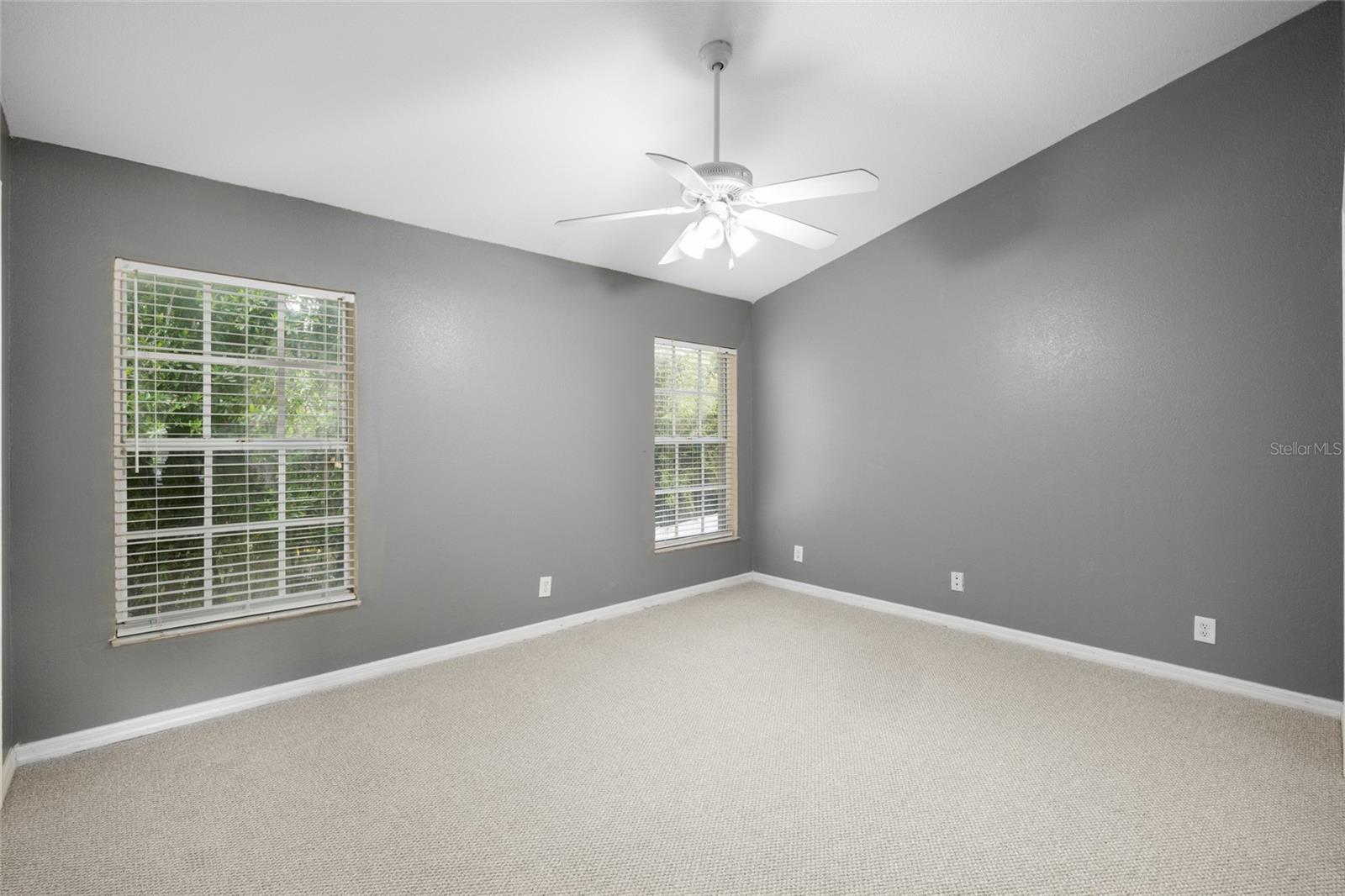 EMBASSY PARK TWNHMS CONDO - Residential