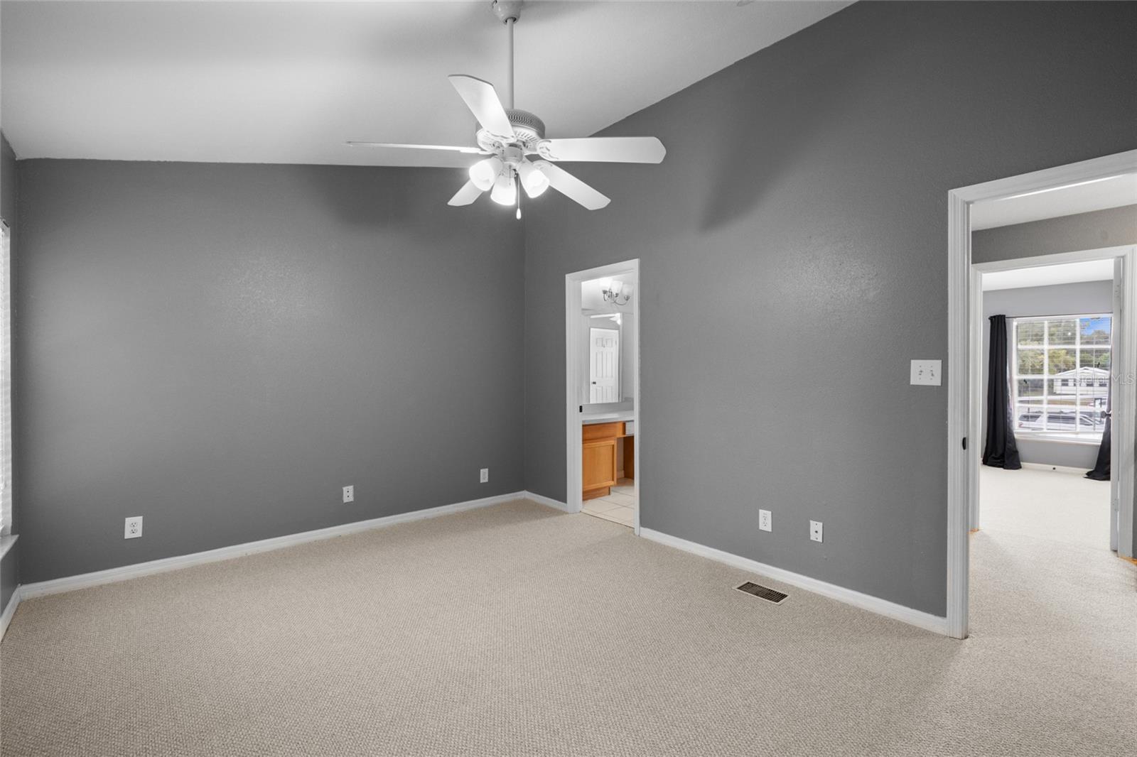 EMBASSY PARK TWNHMS CONDO - Residential