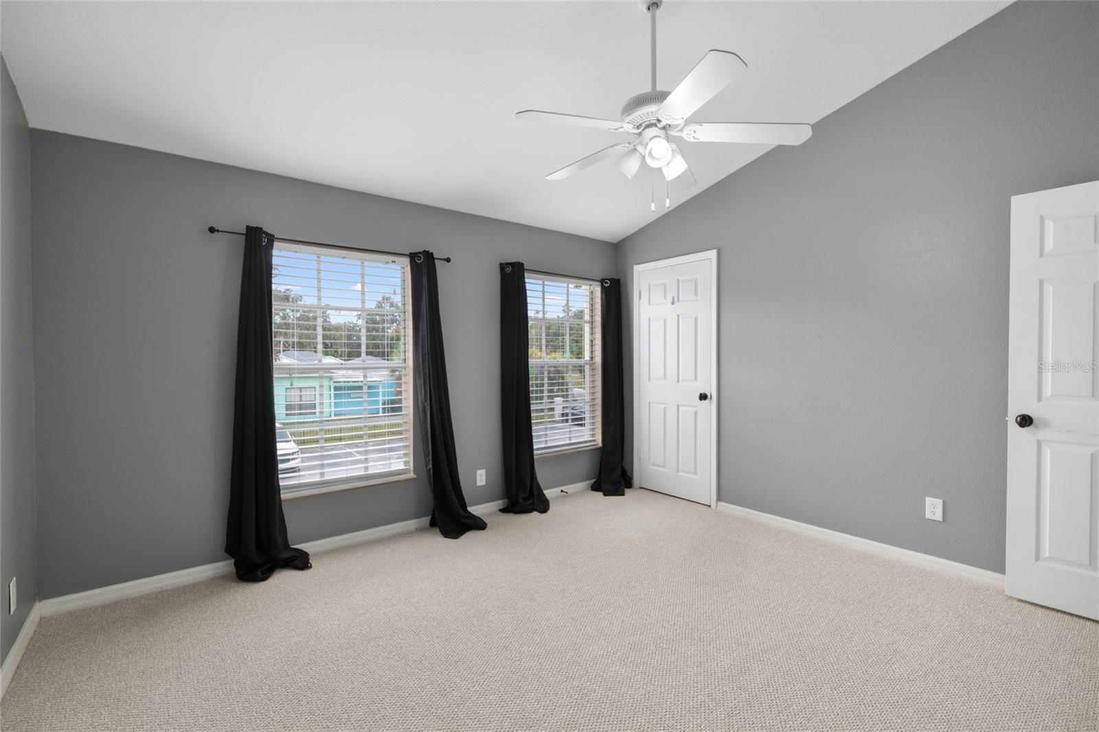 EMBASSY PARK TWNHMS CONDO - Residential