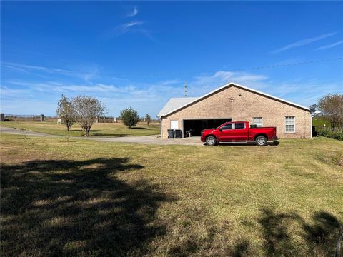 A home in LAKE ALFRED