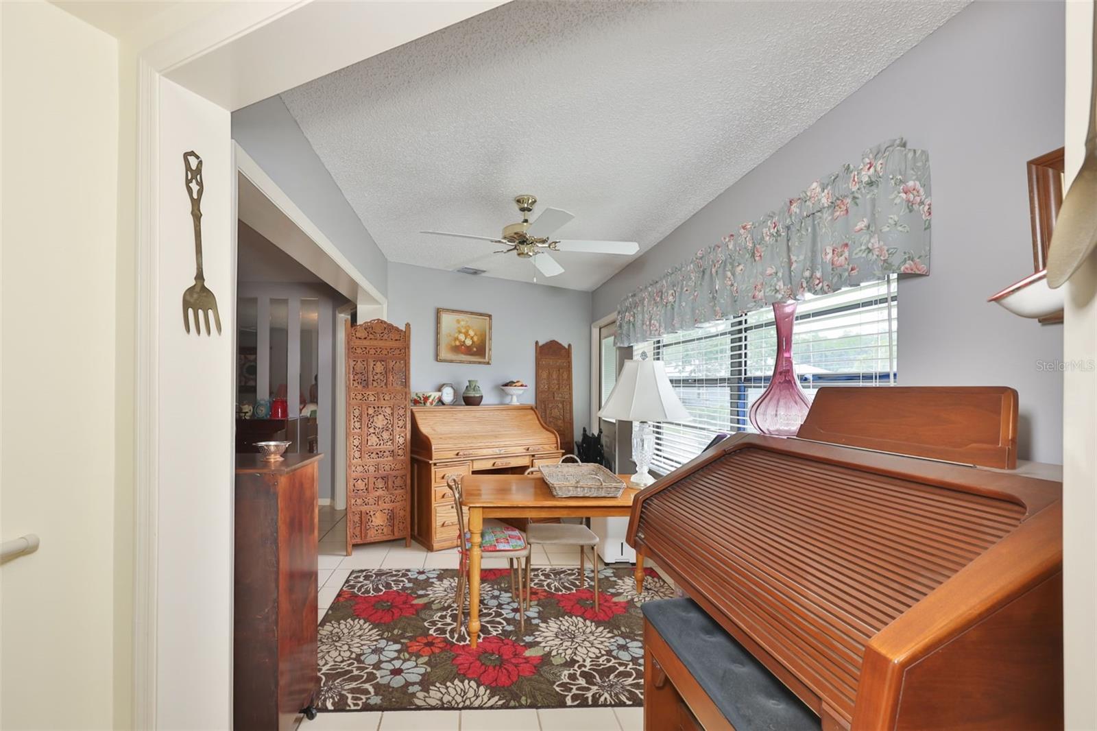 HIGHGATE IV CONDO - Residential
