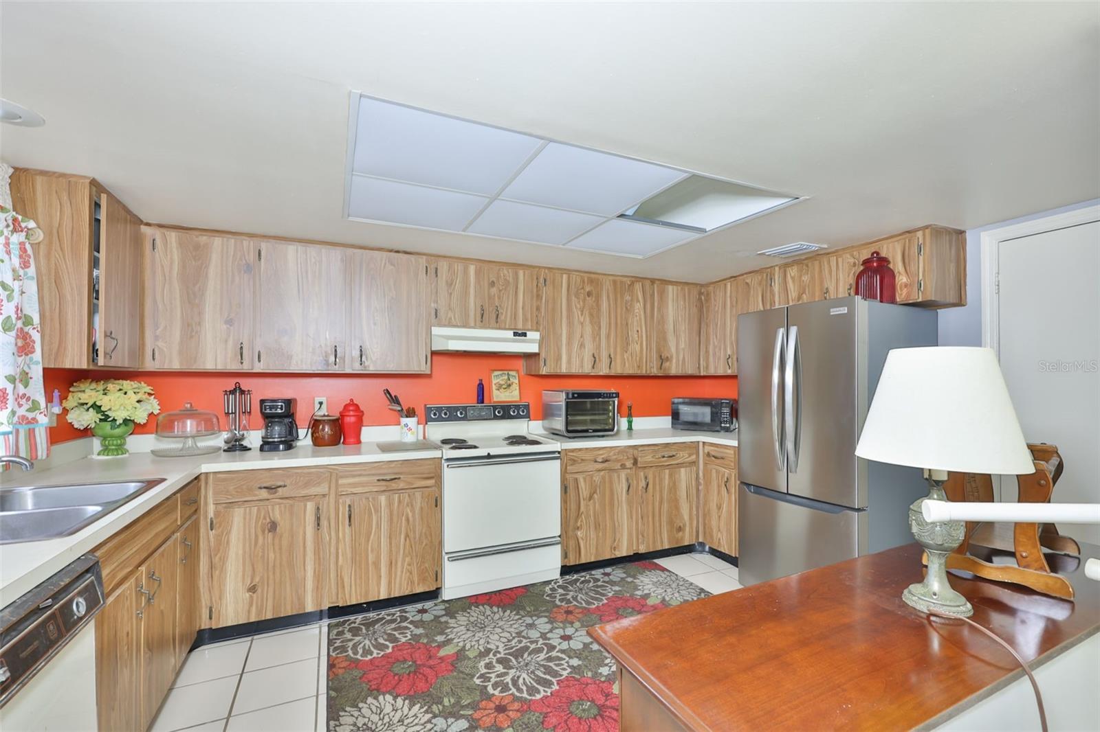 HIGHGATE IV CONDO - Residential