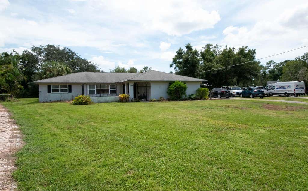Photo of 308 Wendi Lane, Ruskin, FL 33570 (MLS # TB8543041)