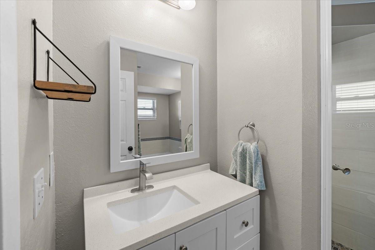 REGENCY OAKS - Residential