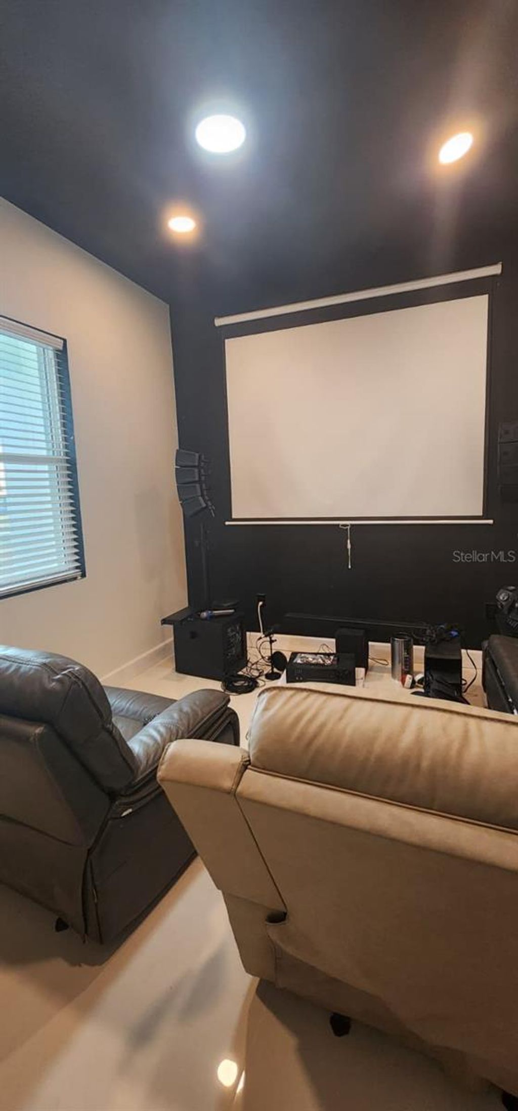 Photo of 4210 Thonotosassa Road, Plant City, FL 33565 (MLS # TB8452330)