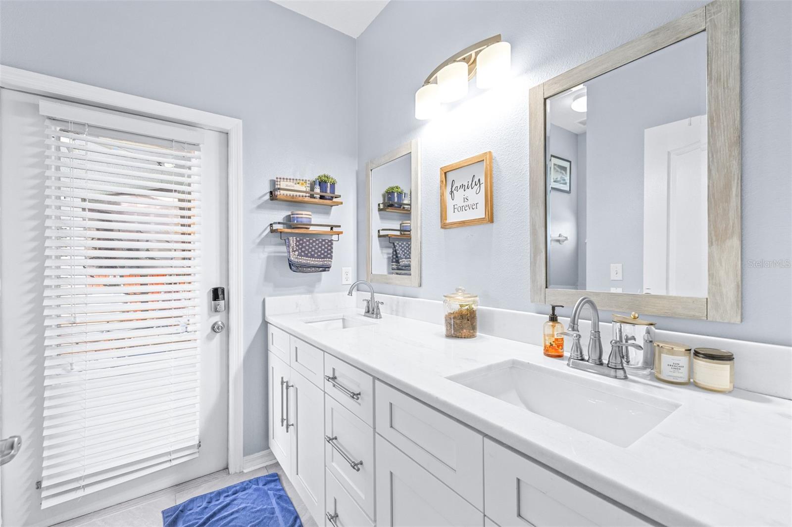 FISHHAWK RANCH PH 2 PARCEL EE-1/F - Residential