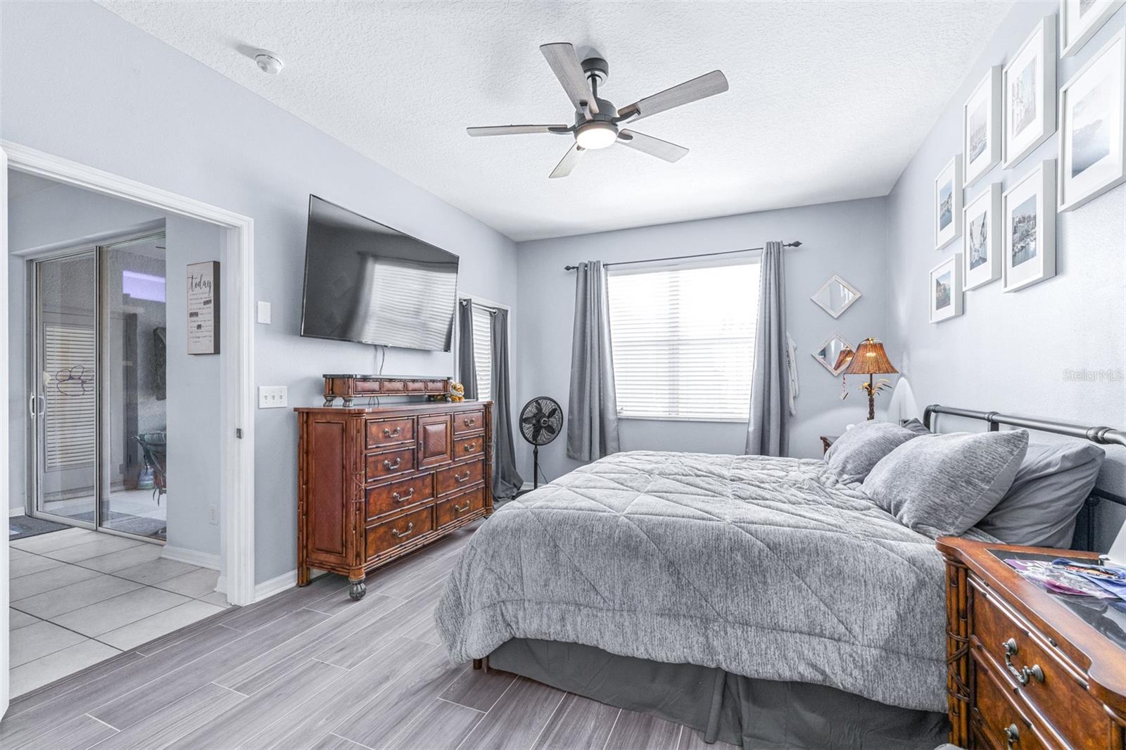 FISHHAWK RANCH PH 2 PARCEL EE-1/F - Residential