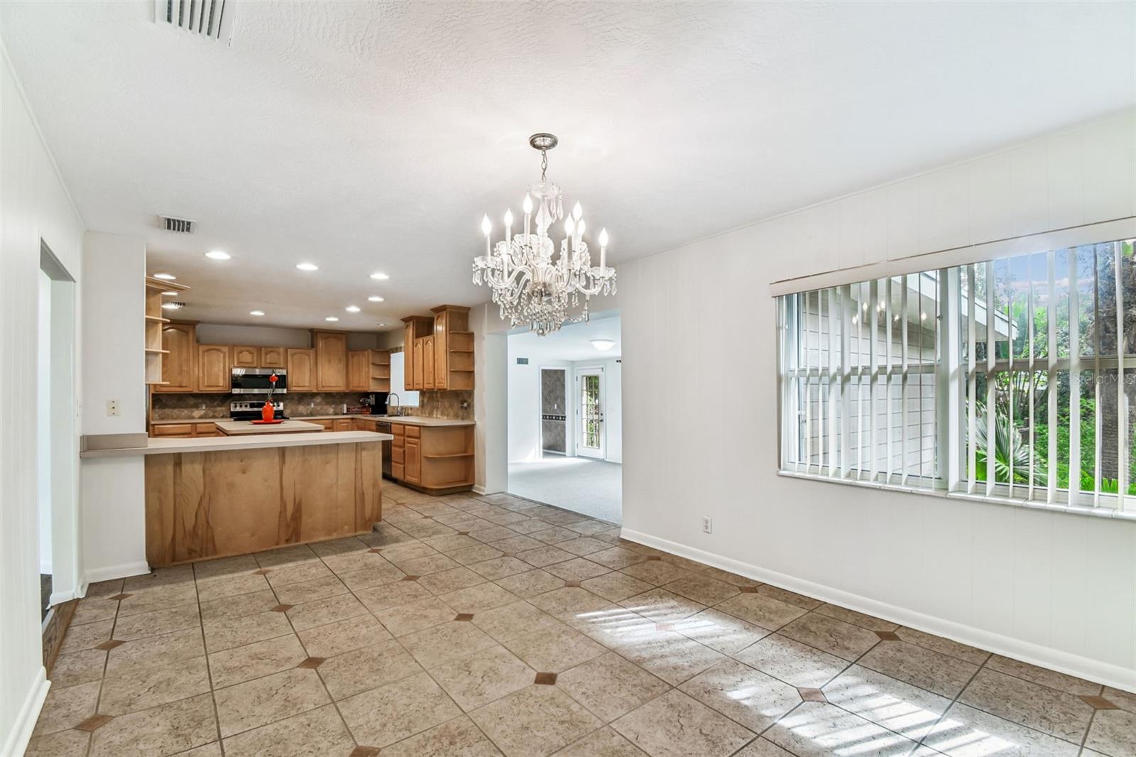 SUNSET PARK - Residential Lease