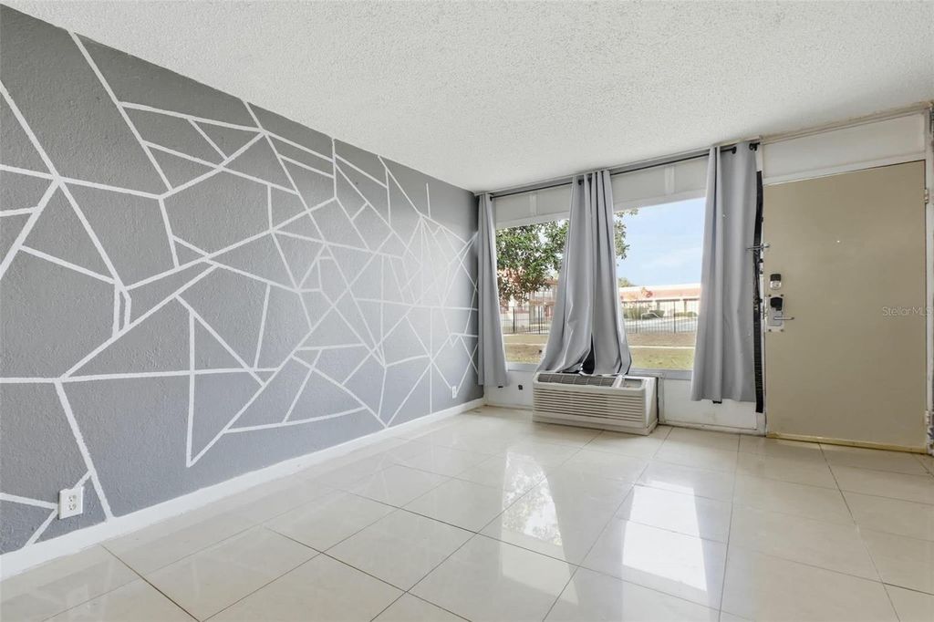 Photo of 43420 Highway 27 #140, Davenport, FL 33837 (MLS # O6386216)