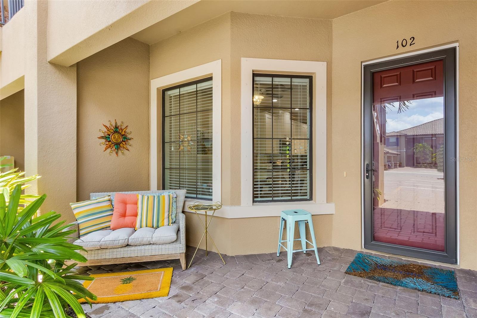 BACCIANO I/ESPLANADE LAKEWOOD - Residential Lease