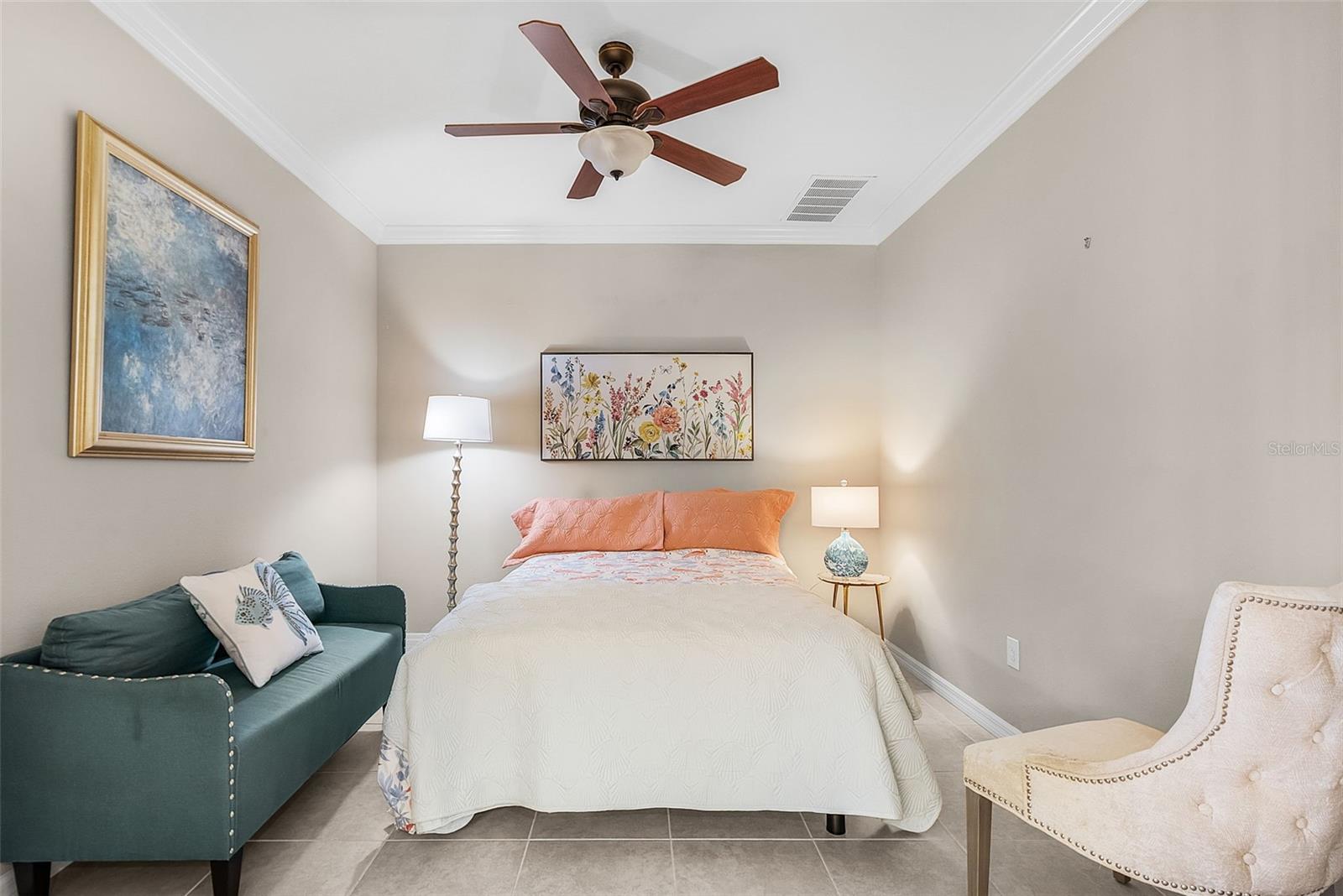 BACCIANO I/ESPLANADE LAKEWOOD - Residential Lease