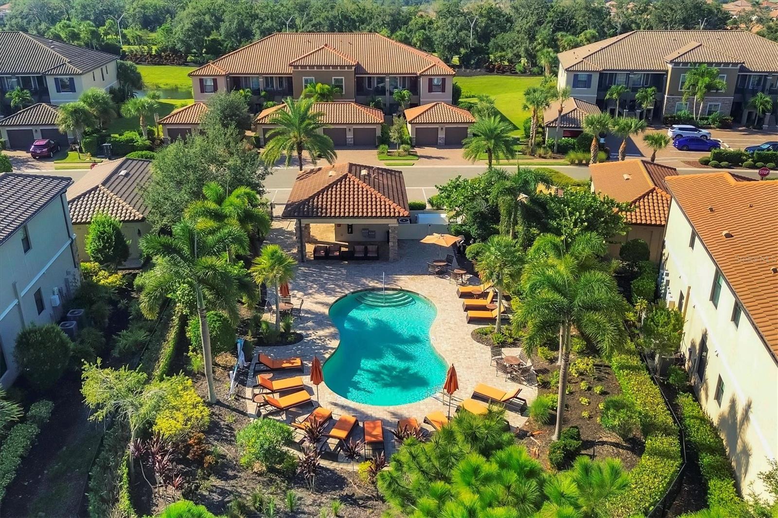 BACCIANO I/ESPLANADE LAKEWOOD - Residential Lease