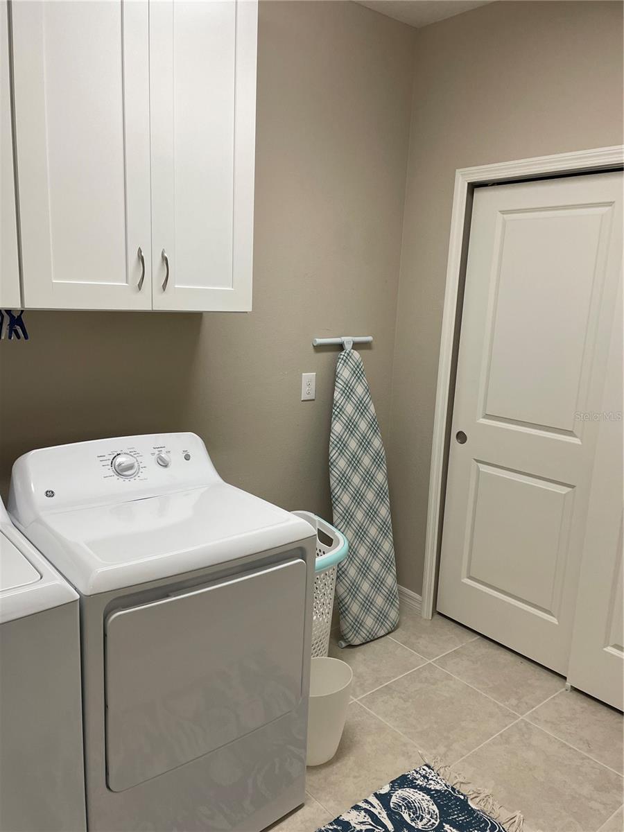 BACCIANO I/ESPLANADE LAKEWOOD - Residential Lease