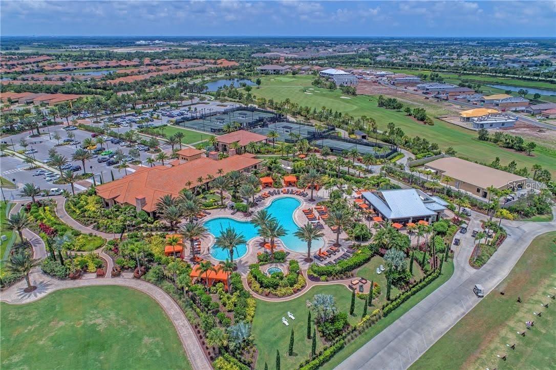 BACCIANO I/ESPLANADE LAKEWOOD - Residential Lease