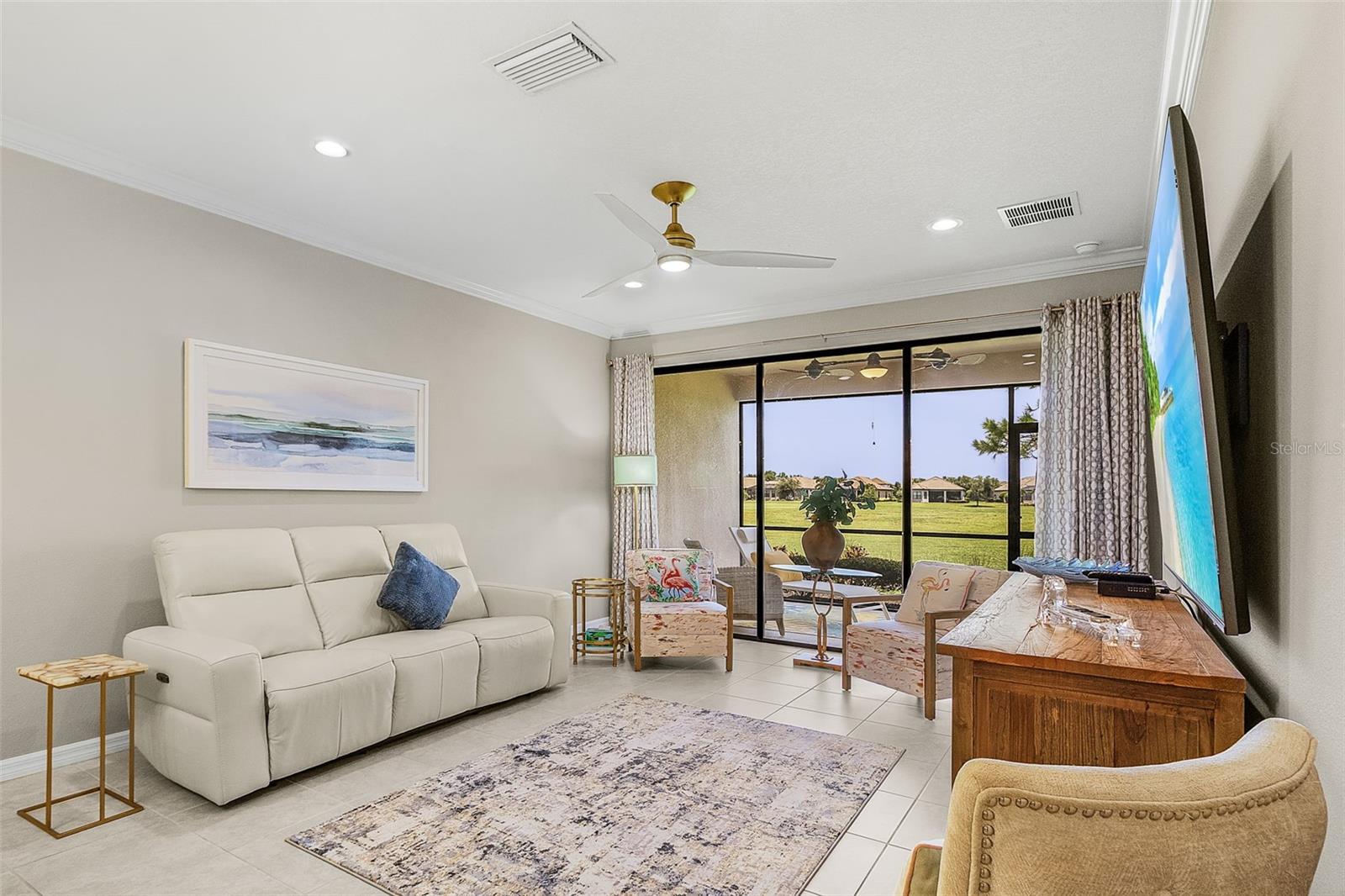 BACCIANO I/ESPLANADE LAKEWOOD - Residential Lease