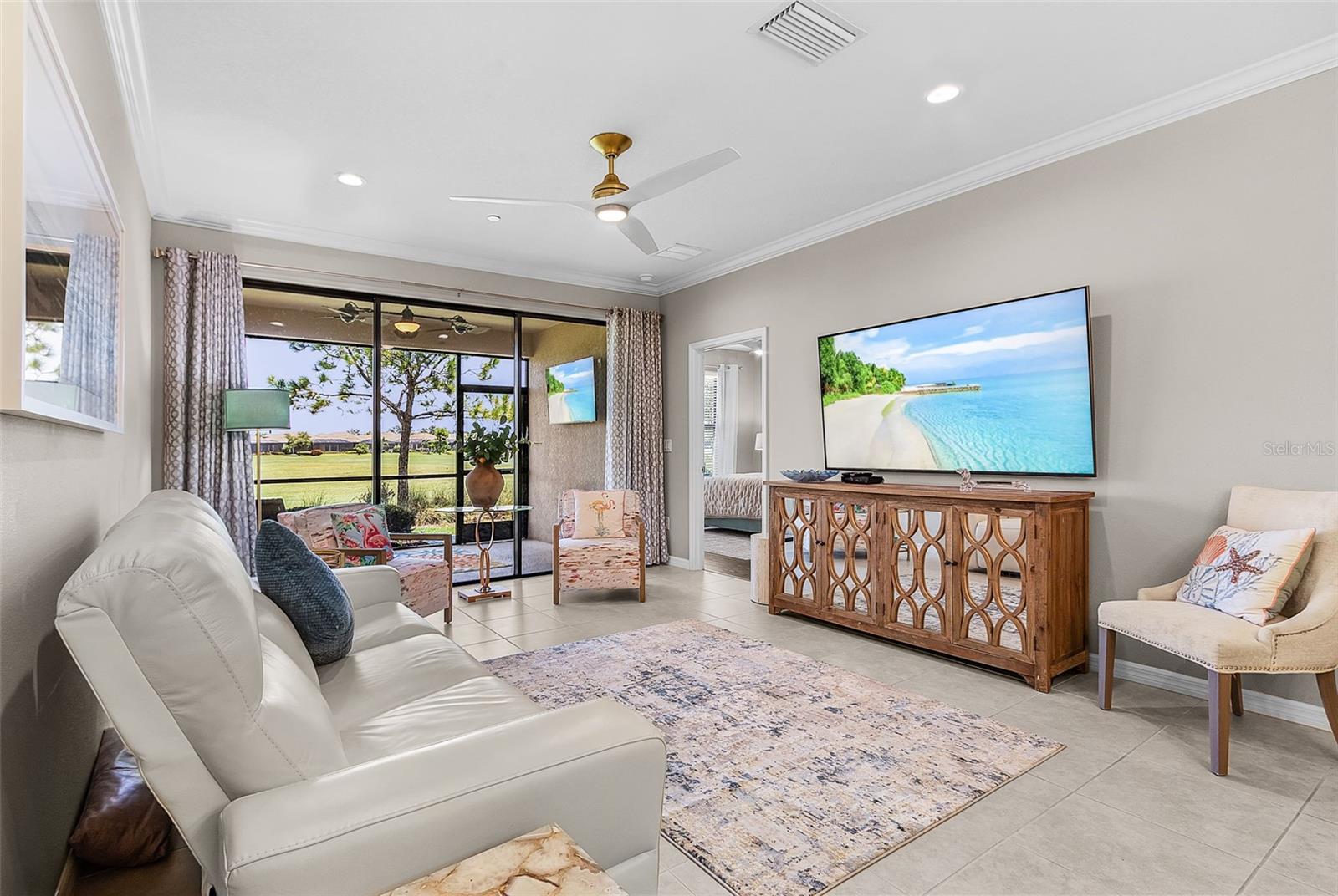 BACCIANO I/ESPLANADE LAKEWOOD - Residential Lease