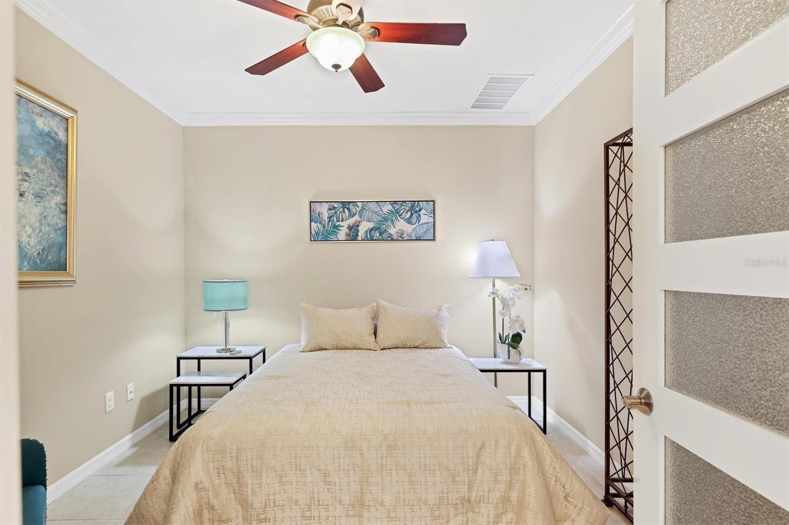 BACCIANO I/ESPLANADE LAKEWOOD - Residential Lease