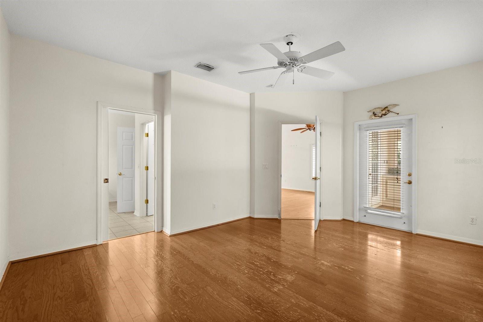 COUNTRY CLUB/MOUNT DORA PH II- - Residential