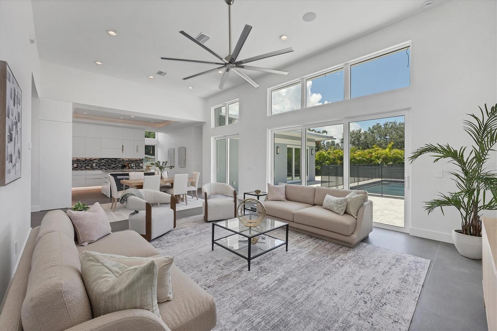 GREENWICH - Residential