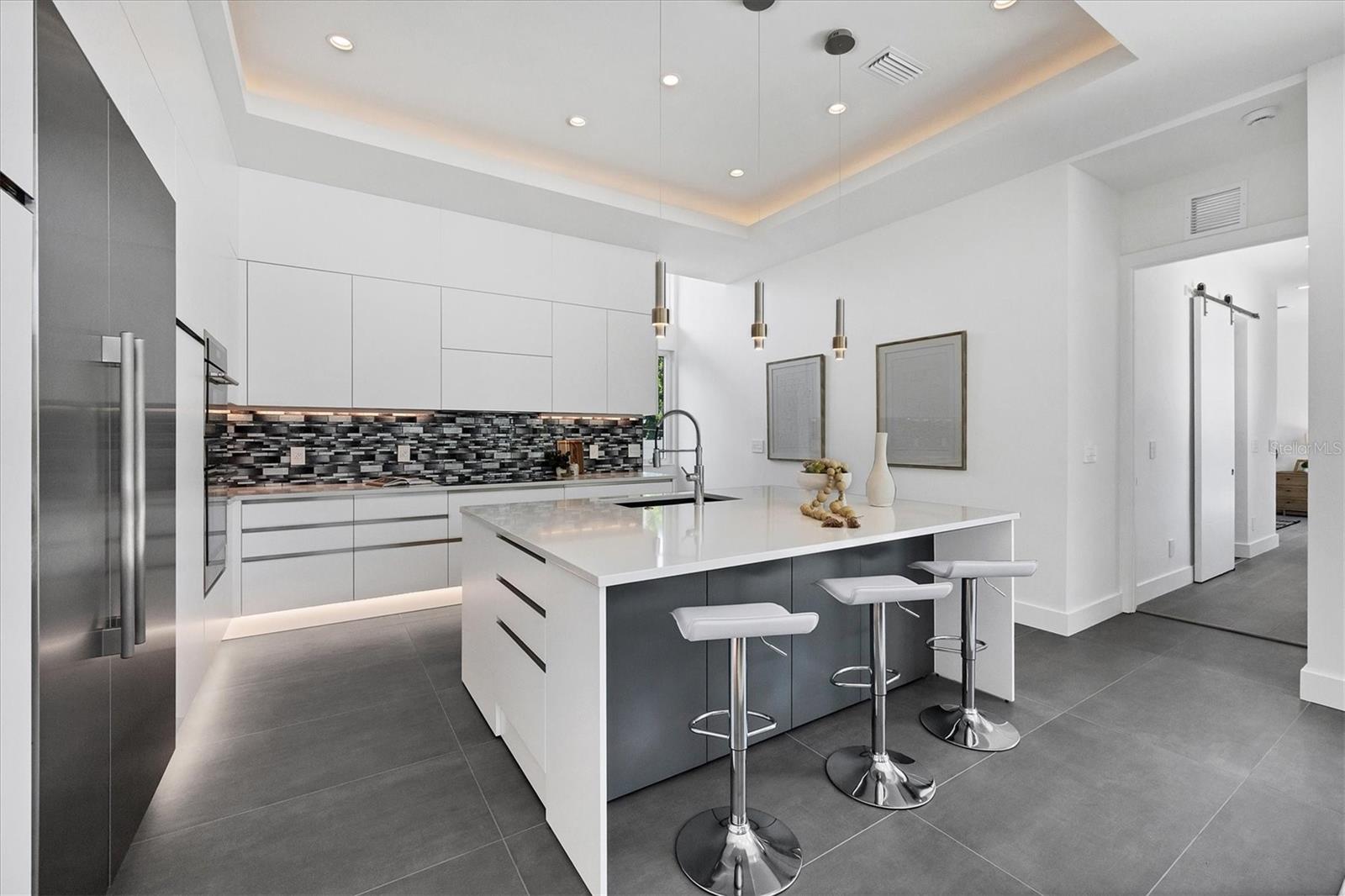 GREENWICH - Residential