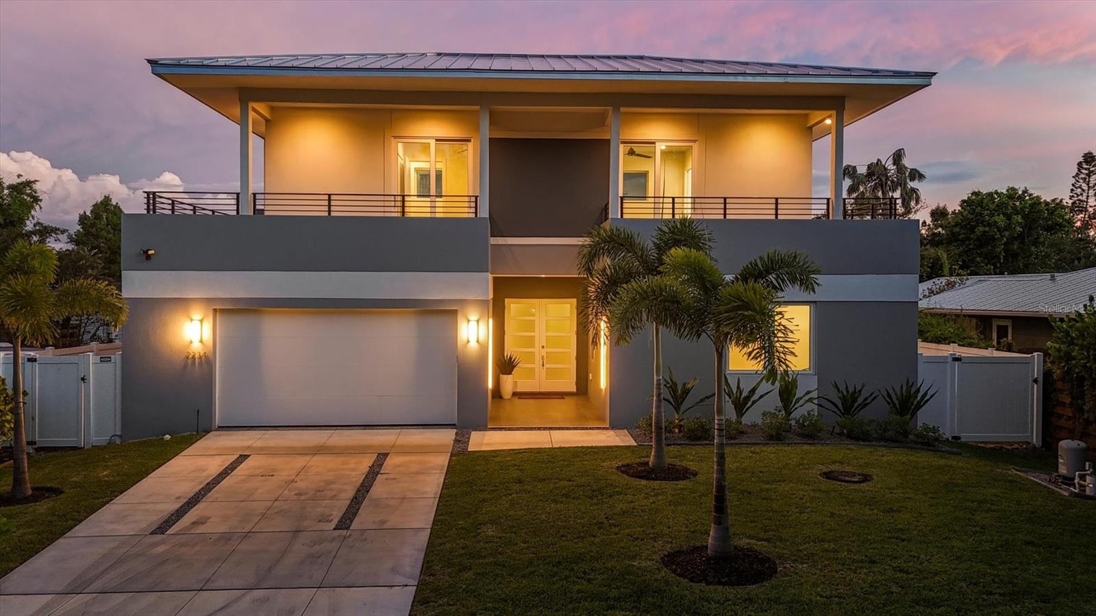 GREENWICH - Residential