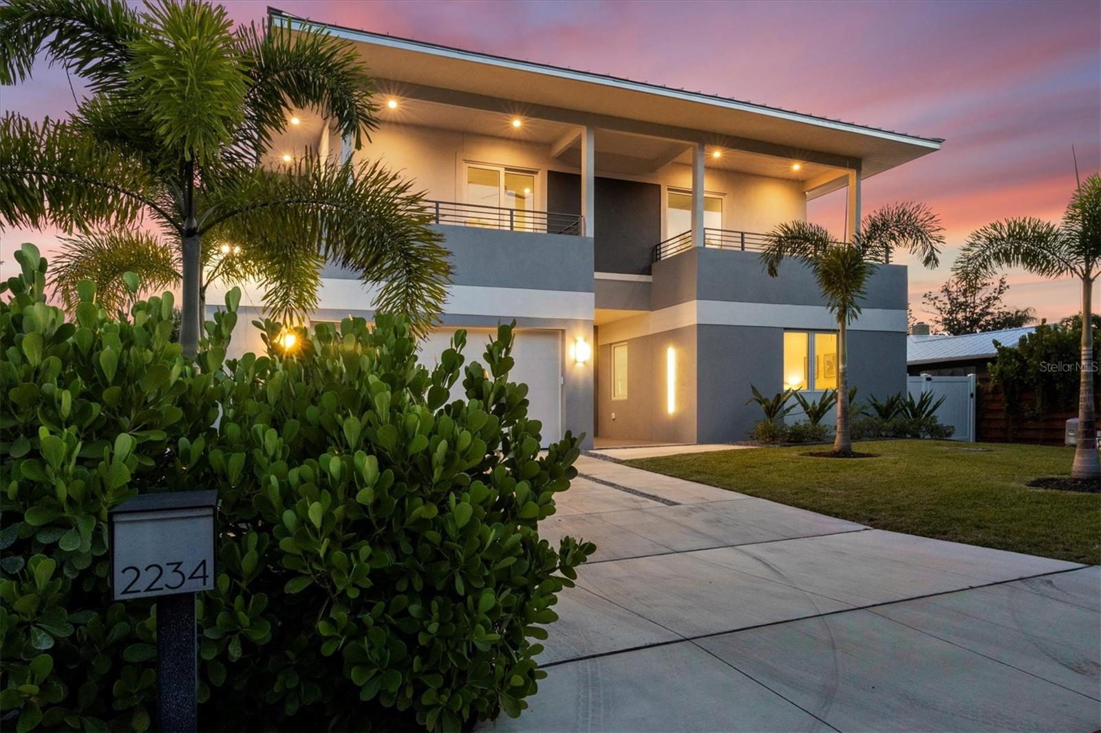 GREENWICH - Residential