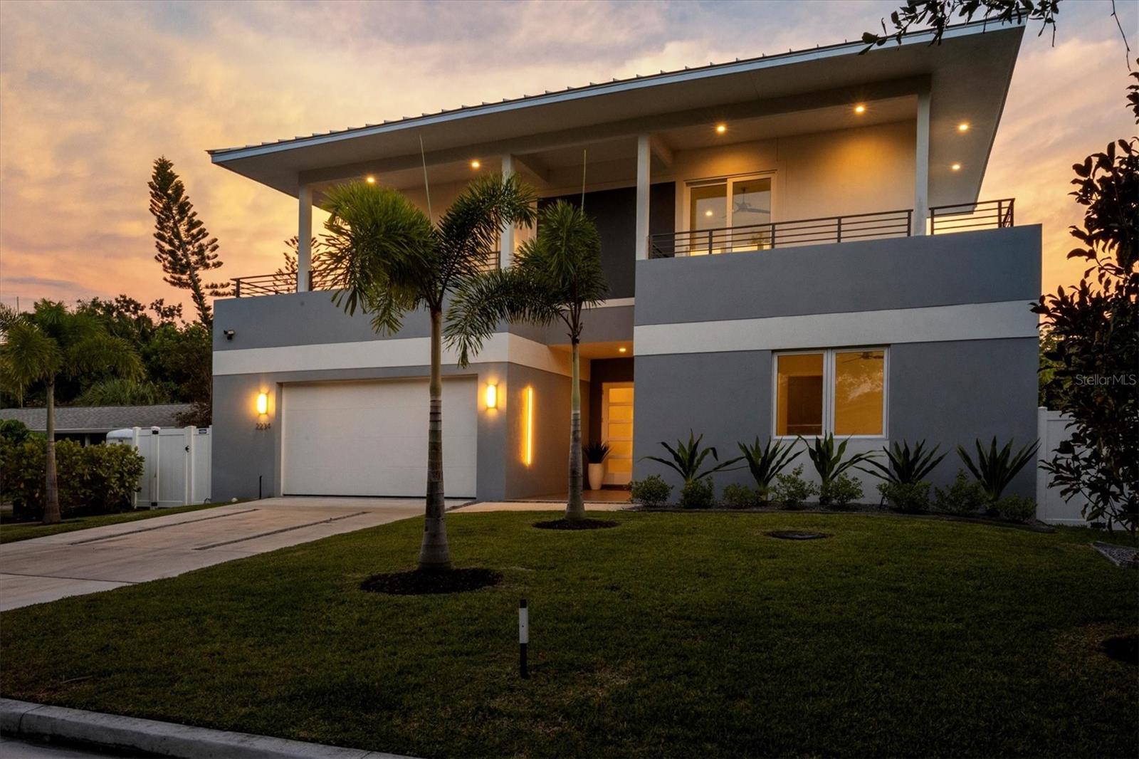 GREENWICH - Residential