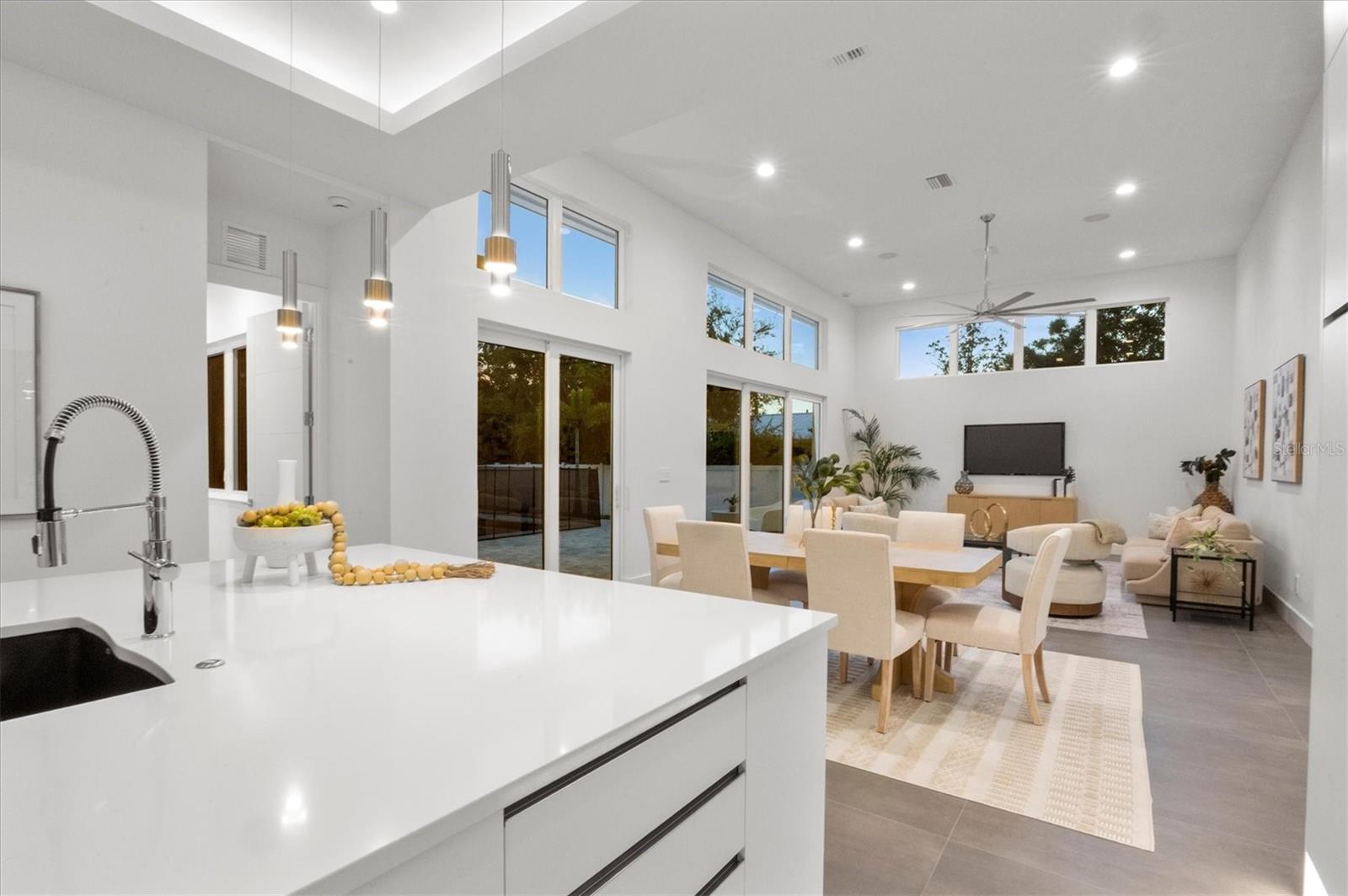 2234 HIBISCUS STREET