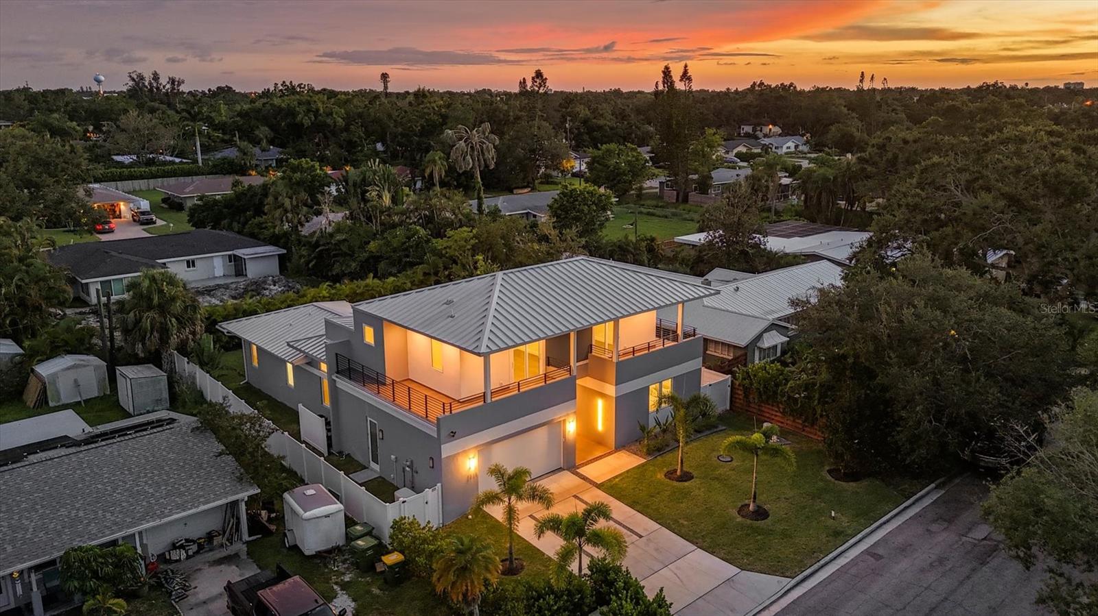 GREENWICH - Residential